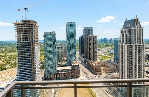 Downtown Mississauga Apartment | Sky-High 2BR/2BA Condo | Best City Views+Parking