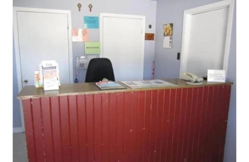 Gravenhurst Hotel | Skyways Motel Muskoka Gravenhurst ON 11