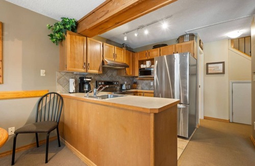 Panorama Apartment | Slalom Spirit | Ski-In/Out | Steps from Toby Chair