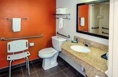 Pine Forest Hotel | Sleep Inn & Suites Spring Lake - Fayetteville near Fort Bragg