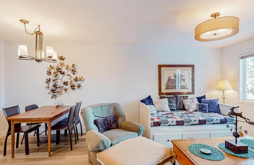 Big White Ski Resort Apartment | SnowCrest Village, Unit 5B