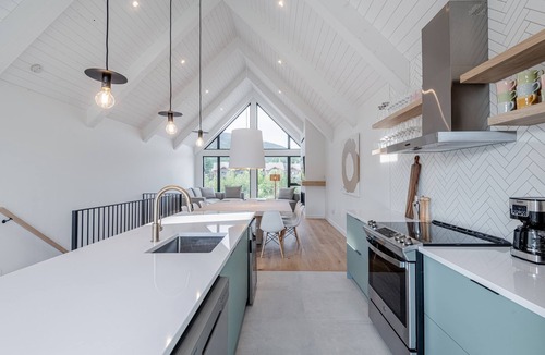 Beaupre Ski Chalet | SOFA VILLAS