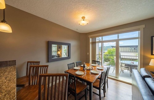 Sooke Villa | Sooke 2 Bedroom Townhome