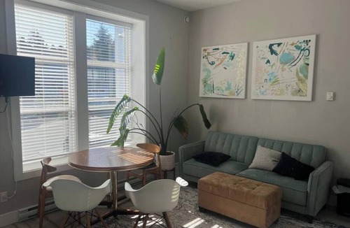 Sooke Apartment | Sooke Broomhill Abode