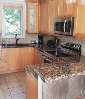 Sooke House | Sooke Harbour Hideaway - Luxurious Vacation Rental