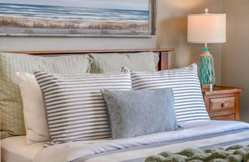 Sooke House | Sooke Ocean Oasis - Boutique Waterfront Rental