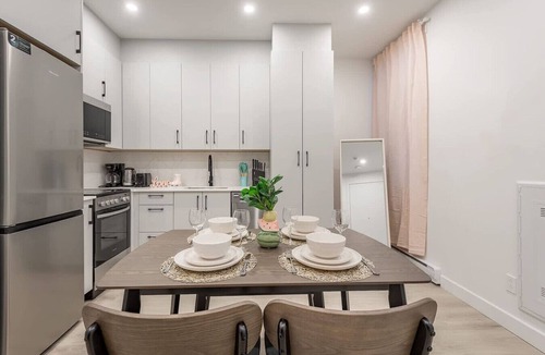 Shaughnessy Village Apartment | Sophisticated 2BR Haven Modern Decor & Comfort