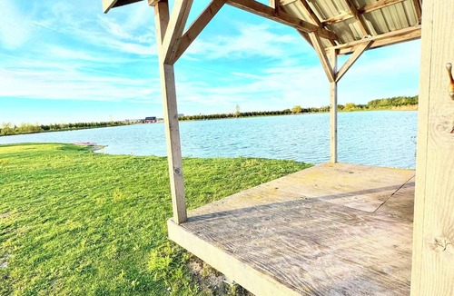 North Perth Cabin | South Cabins - Private Island