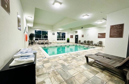 Fort Saskatchewan Hotel | Southfort Inn