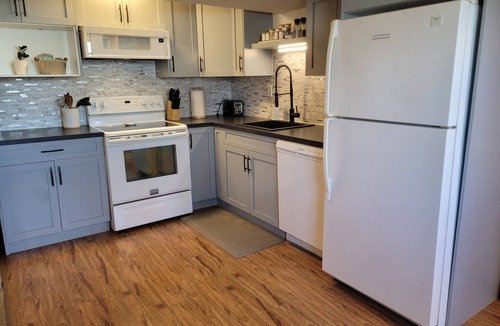 South Lethbridge Apartment | Southside Private Basement Suite W/King bed & Patio