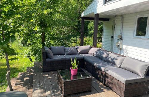 Rawdon Ski Chalet | Spa et Waterfront - Cachette du Petit Lac
