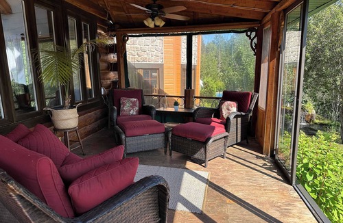 Roberval Ski Chalet | Spa, Swimming Pool & Nature | La Tourelle