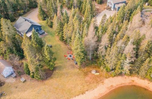Shannon Ski Chalet | Spa - Waterfront - Le Nordika