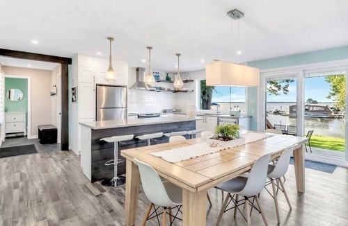 Saint-Anicet Ski Chalet | Spa & WaterFront | Chalet Beau-Lac de Campagne