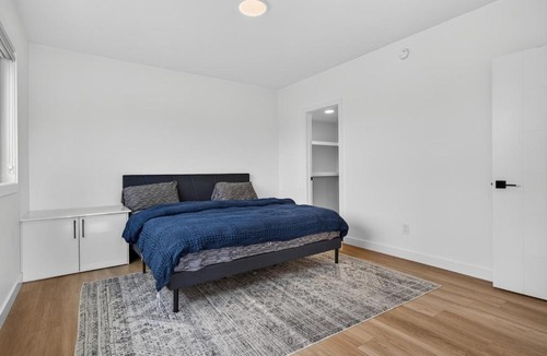 Southwest Edmonton Apartment | # Spacious 2-Bedroom in Southwest Edmonton, Canada