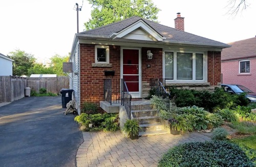 Clairlea House | Spacious 2 bedroom main floor bungalow with parking