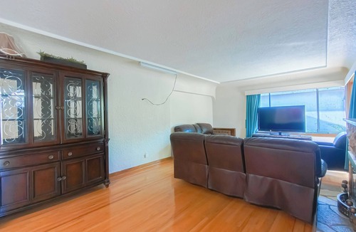 Kerrisdale House | Spacious 3 BDR House @ South Van