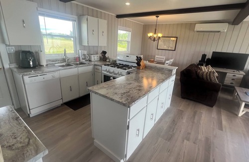 Queens County Cottage | Spacious 3 bedroom waterfront cottage. Only 75 feet from your own private beach!