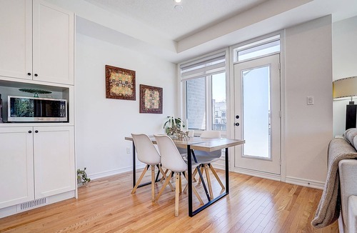 Ajax Condo | 🏡 Spacious 3-Storey Ajax Home | Waterfront, GO Train & Toronto Access