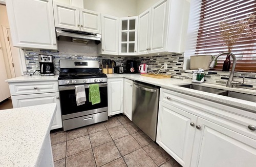 Hatzic House | Spacious 3400 sq ft 6 bedroom Hatzic Mission Home