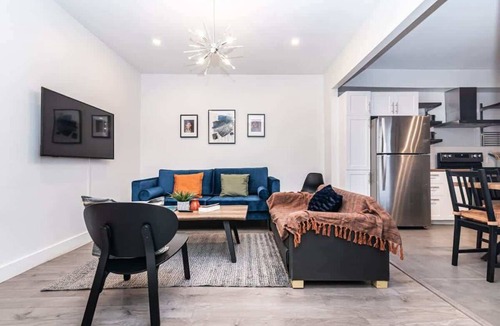 Mercier-Hochelaga-Maisonneuve Apartment | Spacious 4BR w/Parking & Metro