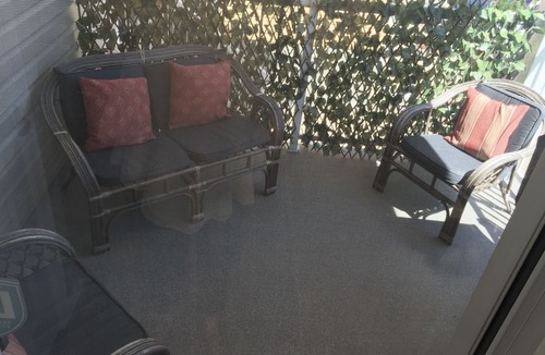 Regina House | Spacious and Bright - Location!