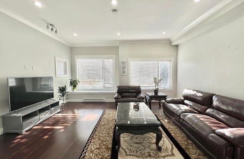 Richmond City Centre House | Spacious Home in Richmond