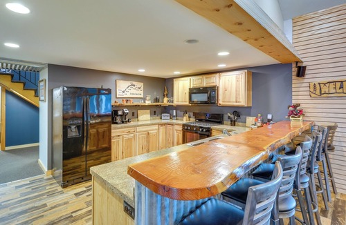 Town of Webb House | Spacious Old Forge Condo w/Patio & Fire Pit!