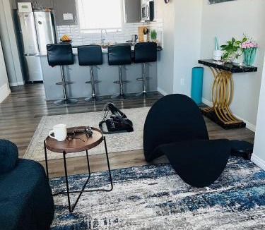 Southeast Edmonton House | Spacious Private Room with TV, WiFi and Fridge