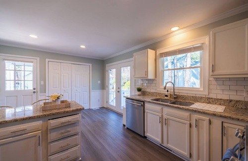Northwest Raleigh House | Spacious Raleigh 3BR Home with Patio Grill Pool Tennis and Pet Friendly Stay