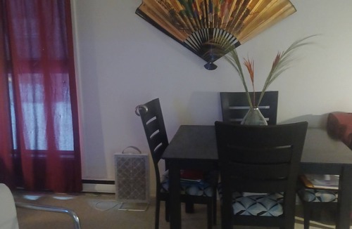 Parc Extension Apartment | Spacious renovated 2 1/2 sleeps 3