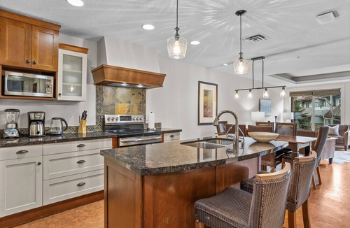 Canmore Condo | Spacious Resort Condo | Near Banff