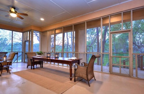 Martindale House | Spacious Riverfront Home