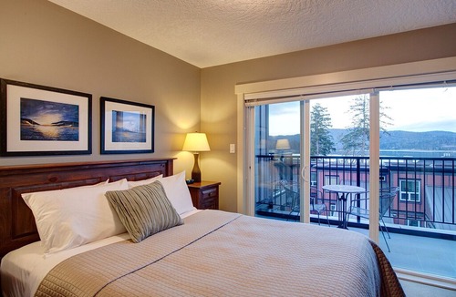 Sooke Condo | Spacious Sooke 3 Bedroom Townhome
