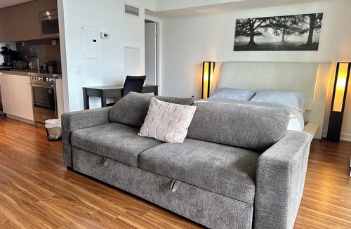 CityPlace Apartment | Spacious Studio