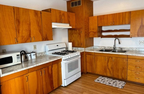 Greenside Park Apartment | Spacious Studio