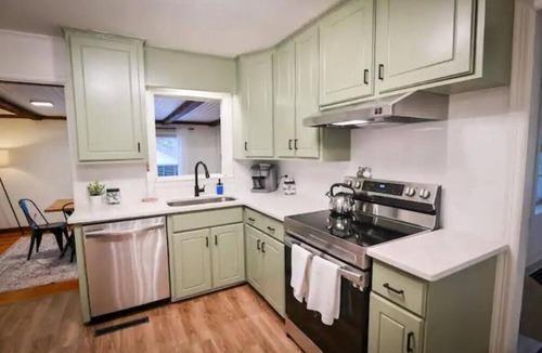 Covington House | Spacious, Town Square, Theatre Room! 4 bed/2 bath Private Home on town square