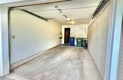 Vernon House | Spacious, Updated, Perfectly located Private Townhome