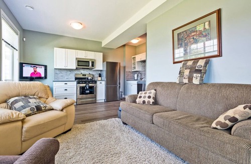 Okanagan-Similkameen Apartment | Sparrow’s Haven Garden Suite 202