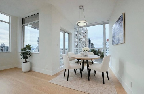 Davie Village Apartment | Spectacular penthouse in a modernist, boutique concrete-and-glass building