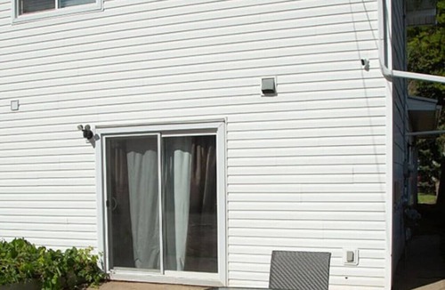 Grande Prairie Apartment | Spruce Springsteen Suite
