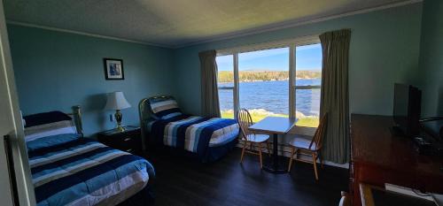 Saint Anns Hotel | St Ann's Motel & Cottage