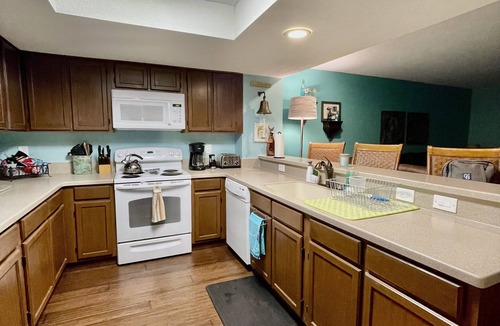 St. Augustine Beach Condo | St. Augustine Beach condo, no roads to cross, just direct access to sun & surf.