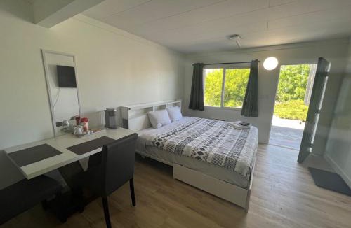 Williams Lake Hotel | Stampeder Inn
