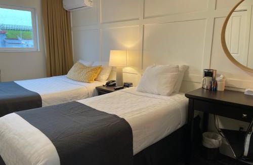 Steveston Hotel | Steveston Cafe & Hotel