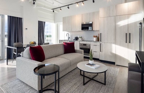 Steveston Hotel | Steveston Waterfront Hotel