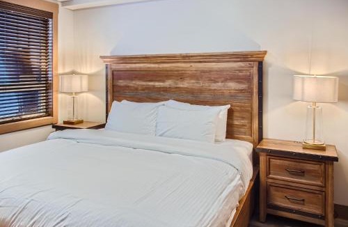 Big White Ski Resort Apartment | Stonegate Resort Unit B103