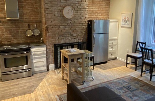 Milton Park Apartment | Student Apartment Downtown Montreal