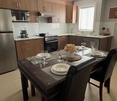 Surrey House | Studio 26 Residences Luxury 2 Bedroom Guest Suite