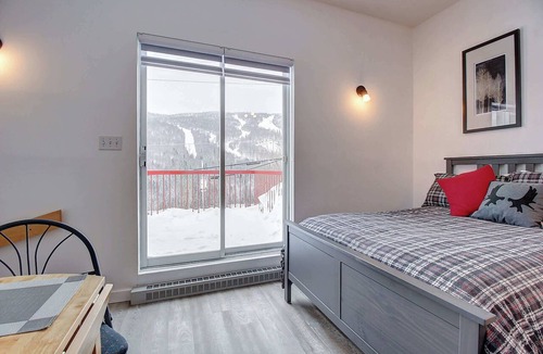 Notre-Dame-Auxiliatrice-de-Buckland Apartment | Studio de Ski 64-2 | Studio Mont du Midi